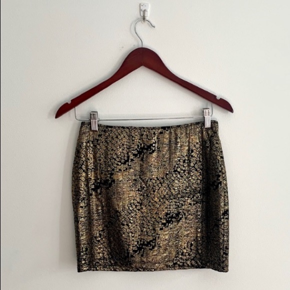 Dresses & Skirts - CLOSETCLEANOUT Gold textured Bodycon Skirt